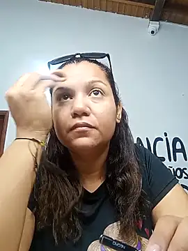 Snapshot of Samaraa_Lee chatting on November 2025 11:42:02 AM Samaraa Lee online show from November 2025 11:42:02 AM