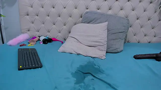 Anggie Miller online show from July 2026 03:16:01 PM