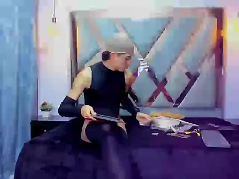 Snapshot of RegannTaylor chatting on December 2025 12:58:02 PM RegannTaylor online show from December 2025 12:58:02 PM