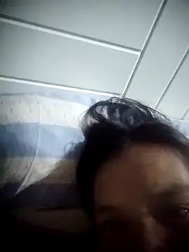 Snapshot of _simplecristy_ chatting on October 2025 07:04:02 PM simplecristy online show from October 2025 07:04:02 PM