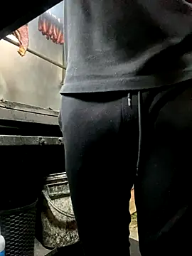 Snapshot of Dylams_maja chatting on November 2025 11:15:01 PM Dylams maja online show from November 2025 11:15:01 PM