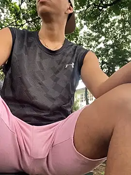 Snapshot of Dylams_maja chatting on November 2025 08:33:02 PM Dylams maja online show from November 2025 08:33:02 PM