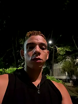 Snapshot of Dylams_maja chatting on December 2025 11:54:01 PM Dylams maja online show from December 2025 11:54:01 PM