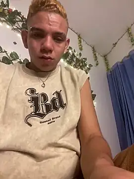 Snapshot of Dylams_maja chatting on December 2025 08:52:02 AM Dylams maja online show from December 2025 08:52:02 AM