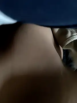 Snapshot of TELUGUPILLA143 chatting on December 2025 06:26:01 PM TELUGUPILLA143 online show from December 2025 06:26:01 PM