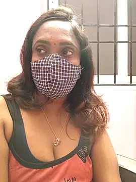 Queen-dhivya online show from February 2026 05:40:02 PM