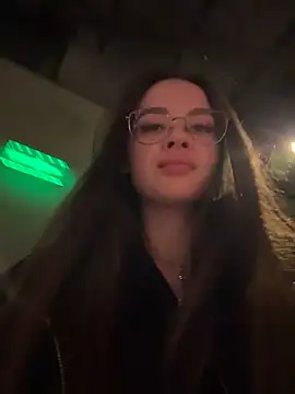 Snapshot of KristiRich chatting on December 2025 07:38:01 AM KristiRich online show from December 2025 07:38:01 AM