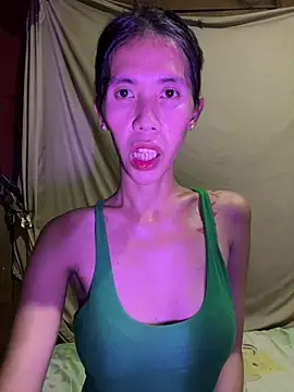 Snapshot of bellaUtops chatting on July 2026 06:53:02 AM bellaUtops online show from July 2026 06:53:02 AM