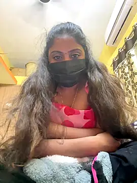 Snapshot of Tamil_Hot_Varshu chatting on December 2025 03:16:02 PM Tamil Hot Varshu online show from December 2025 03:16:02 PM