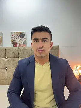 Snapshot of Chris_Clarck chatting on November 2025 07:46:02 PM Chris Clarck online show from November 2025 07:46:02 PM