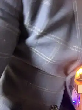 Snapshot of Chris_Clarck chatting on December 2025 08:15:02 PM Chris Clarck online show from December 2025 08:15:02 PM