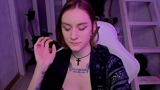 RetroMarie online show from December 2025 09:42:02 PM