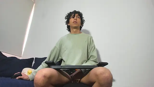 Snapshot of saint_dark chatting on December 2025 01:17:04 PM saint dark online show from December 2025 01:17:04 PM