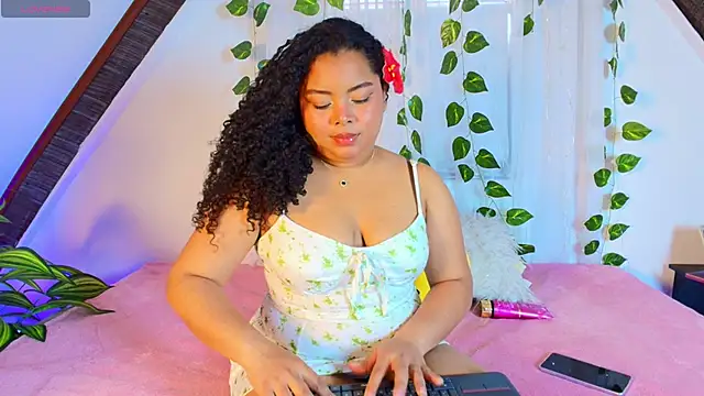 alanaa gomezz online show from June 2026 06:53:01 PM