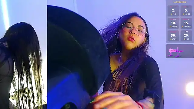 HanaLush27 online show from December 2025 07:18:01 PM