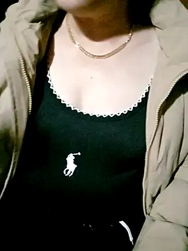 small-house123 online show from November 2025 01:00:02 PM