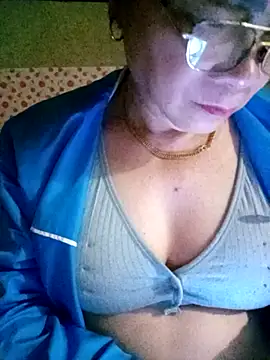 small-house123 online show from February 2026 11:01:01 PM