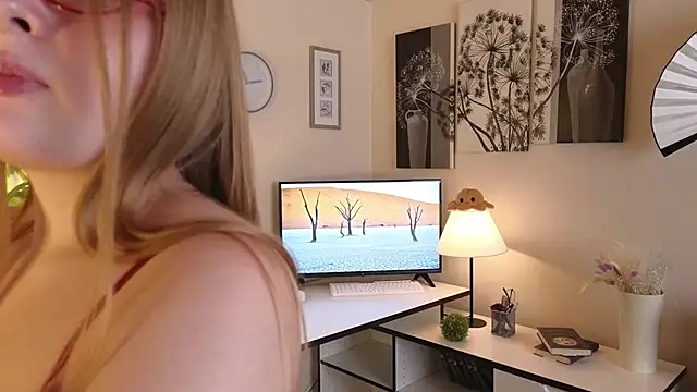 Merelin Befer online show from November 2025 10:26:01 AM