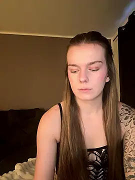 LisaFreierxx online show from January 2026 03:06:02 PM