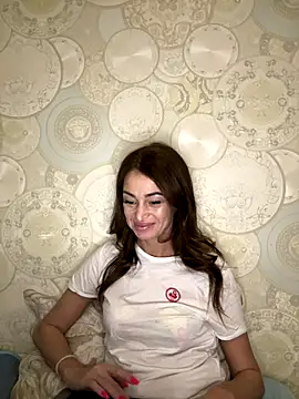 Snapshot of Sindy_Energy chatting on November 2025 01:33:01 PM Sindy Energy online show from November 2025 01:33:01 PM