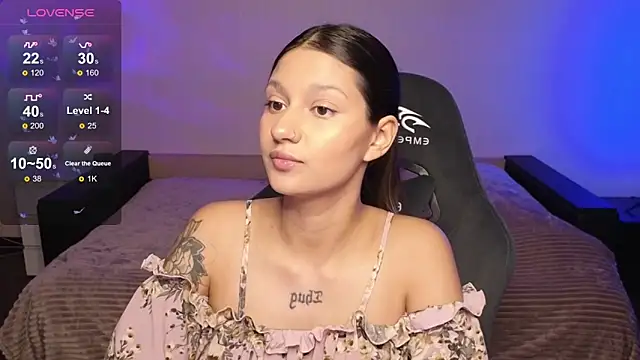 Snapshot of Nikol_Goldysss chatting on November 2025 02:34:02 AM Nikol Goldysss online show from November 2025 02:34:02 AM