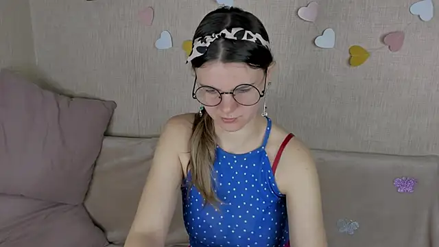 Zorianaa online show from March 2026 09:41:02 PM