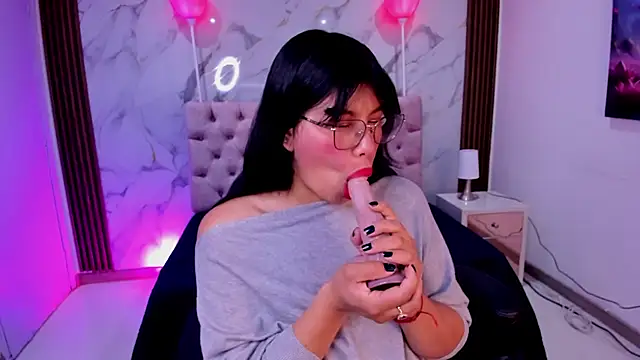 EsmeraldaChantre online show from January 2026 11:48:01 AM