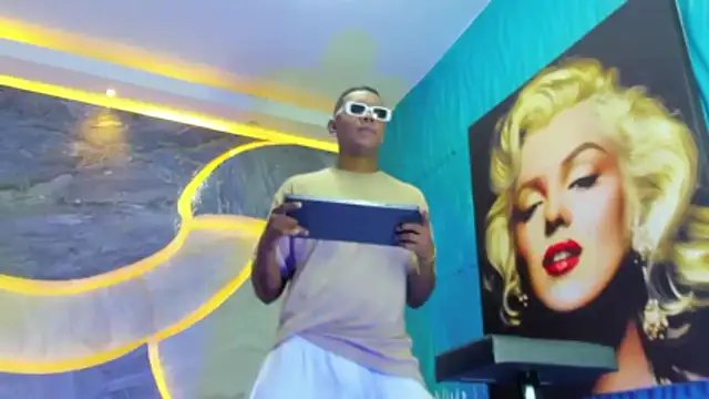 Snapshot of the_hot_boy0 chatting on November 2025 12:15:02 PM the hot boy0 online show from November 2025 12:15:02 PM