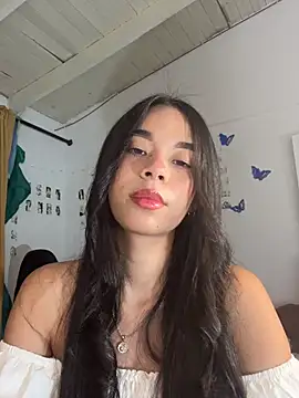 Snapshot of Milleradhara24 chatting on June 2026 01:10:02 AM Milleradhara24 online show from June 2026 01:10:02 AM