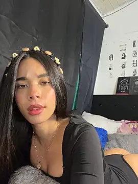 Snapshot of Milleradhara24 chatting on July 2026 02:25:02 AM Milleradhara24 online show from July 2026 02:25:02 AM