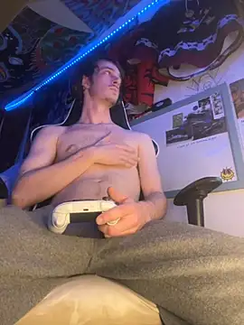 mascboyyy online show from November 2025 01:28:02 AM