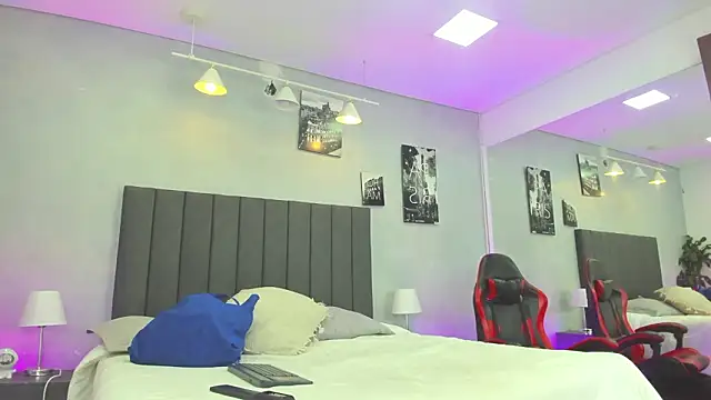 kendra london online show from March 2026 11:26:02 AM