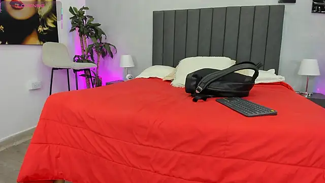 kendra london online show from March 2026 11:10:02 AM