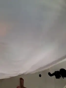 Snapshot of yourt0ys chatting on November 2025 10:42:02 PM yourt0ys online show from November 2025 10:42:02 PM