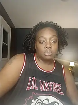 Snapshot of BiancaClarkson chatting on December 2025 12:05:01 AM BiancaClarkson online show from December 2025 12:05:01 AM