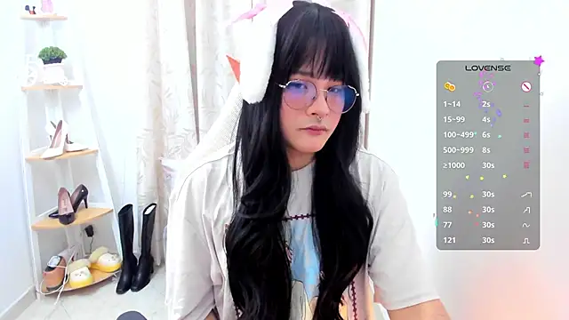 Omorimori online show from November 2025 06:03:02 PM