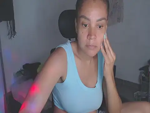 Snapshot of shayna_cute chatting on May 2026 03:47:02 AM shayna cute online show from May 2026 03:47:02 AM