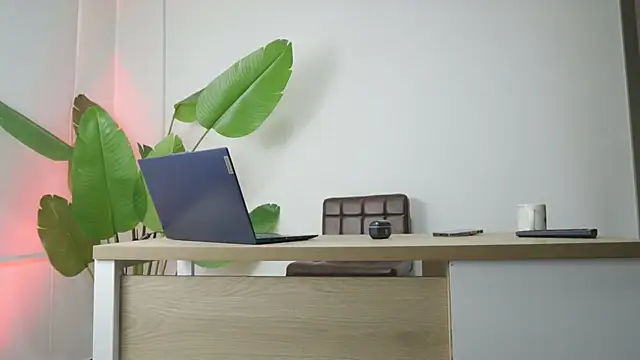 nylonisabella online show from March 2026 09:12:01 PM