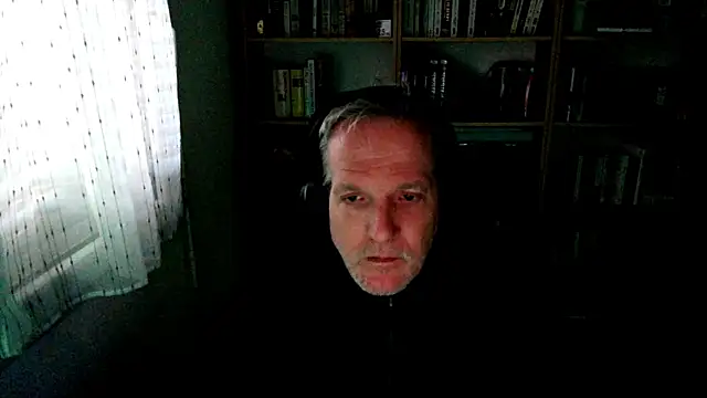 ChocolatMilka44 online show from November 2025 01:24:01 PM