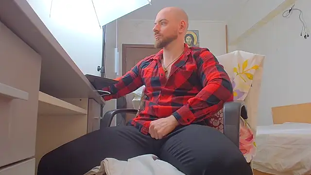 Ryanstone  online show from April 2026 04:56:01 AM