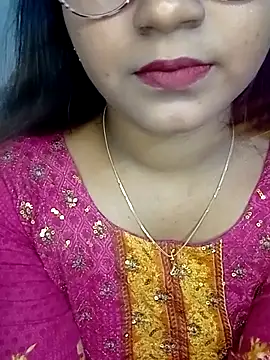 Snapshot of Neha533 chatting on December 2025 09:11:02 PM Neha533 online show from December 2025 09:11:02 PM