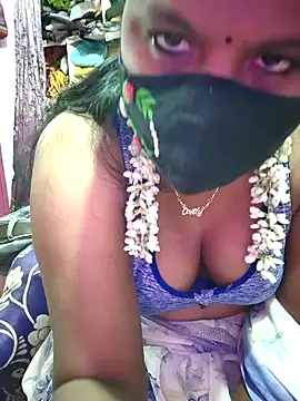 Snapshot of hyd_couple7878 chatting on November 2025 05:46:01 PM hyd couple7878 online show from November 2025 05:46:01 PM