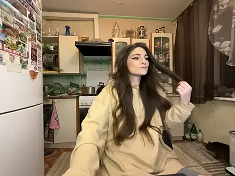 HelgaMun online show from November 2025 05:57:01 PM