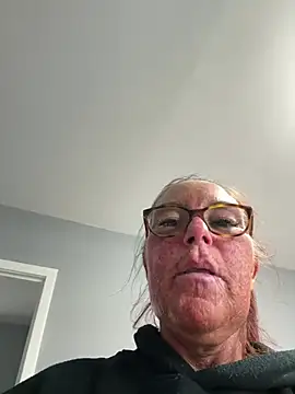Snapshot of Angel-LinaX chatting on March 2026 03:59:02 PM Angel-LinaX online show from March 2026 03:59:02 PM