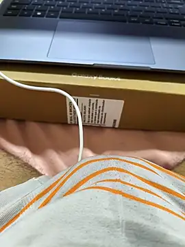 Pocoyo998 online show from March 2026 05:42:02 PM