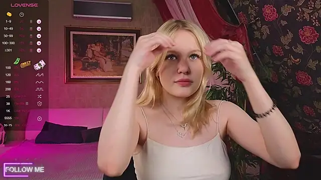 Mila wxw online show from November 2025 12:53:02 PM