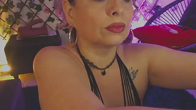 katjohanna online show from July 2026 04:25:01 AM
