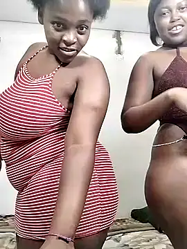 Snapshot of SweetSavage18 chatting on December 2025 08:18:02 PM SweetSavage18 online show from December 2025 08:18:02 PM