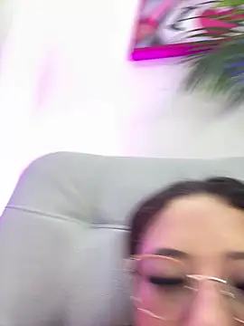alexa bluee online show from July 2026 11:52:01 AM