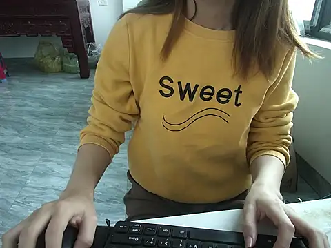 Snapshot of ---Lusi03--- chatting on December 2025 12:37:02 AM ---Lusi03--- online show from December 2025 12:37:02 AM